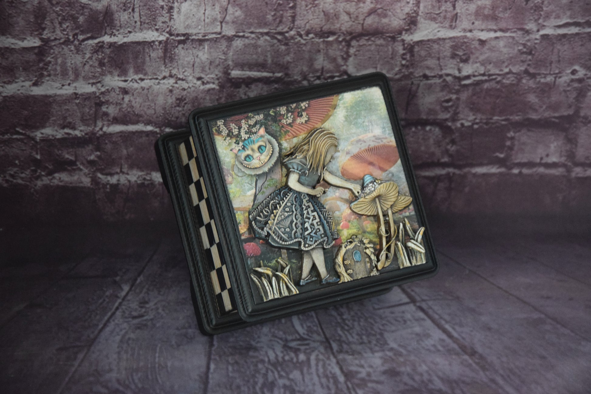 Alice in Wonderland Jewelry Box Gift for kid – Helen Romanenko