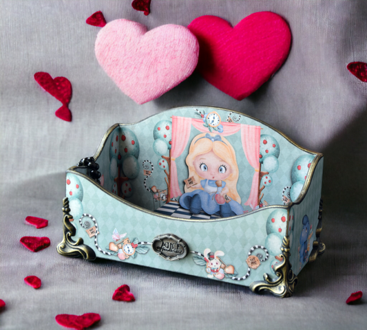 Alice in wonderland, baby keepsake box, jewelry organizer, Queen of Hearts, wooden jewelry box, baby nursery decor, keepsake box, makeup vanity, trinket box, Mail Organizer, jewelry holder, jewelry box, Mail Holder, letter container