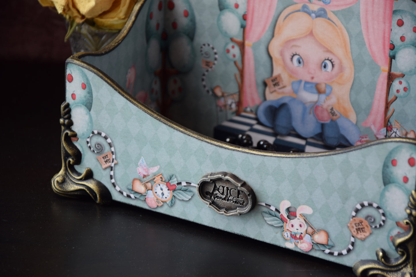 Alice in wonderland, baby keepsake box, jewelry organizer, Queen of Hearts, wooden jewelry box, baby nursery decor, keepsake box, makeup vanity, trinket box, Mail Organizer, jewelry holder, jewelry box, Mail Holder, letter container