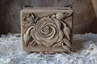 keepsake box roses, Engagement Ring box, Jewelry flower box, Wedding box, wooden Memory Box, gift for her, jewelry organizer, ring holder, 50th birthday gift, for women, funny gift, gift basket for mom, small wooden box