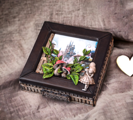 alice in wonderland, baby keepsake box, surprise box, Queen of Hearts, room decor, handmade furniture, jewelry holder, Baby jewelry box, memory box, wooden card box, mushroom decor, twisted wonderland, nursery decor