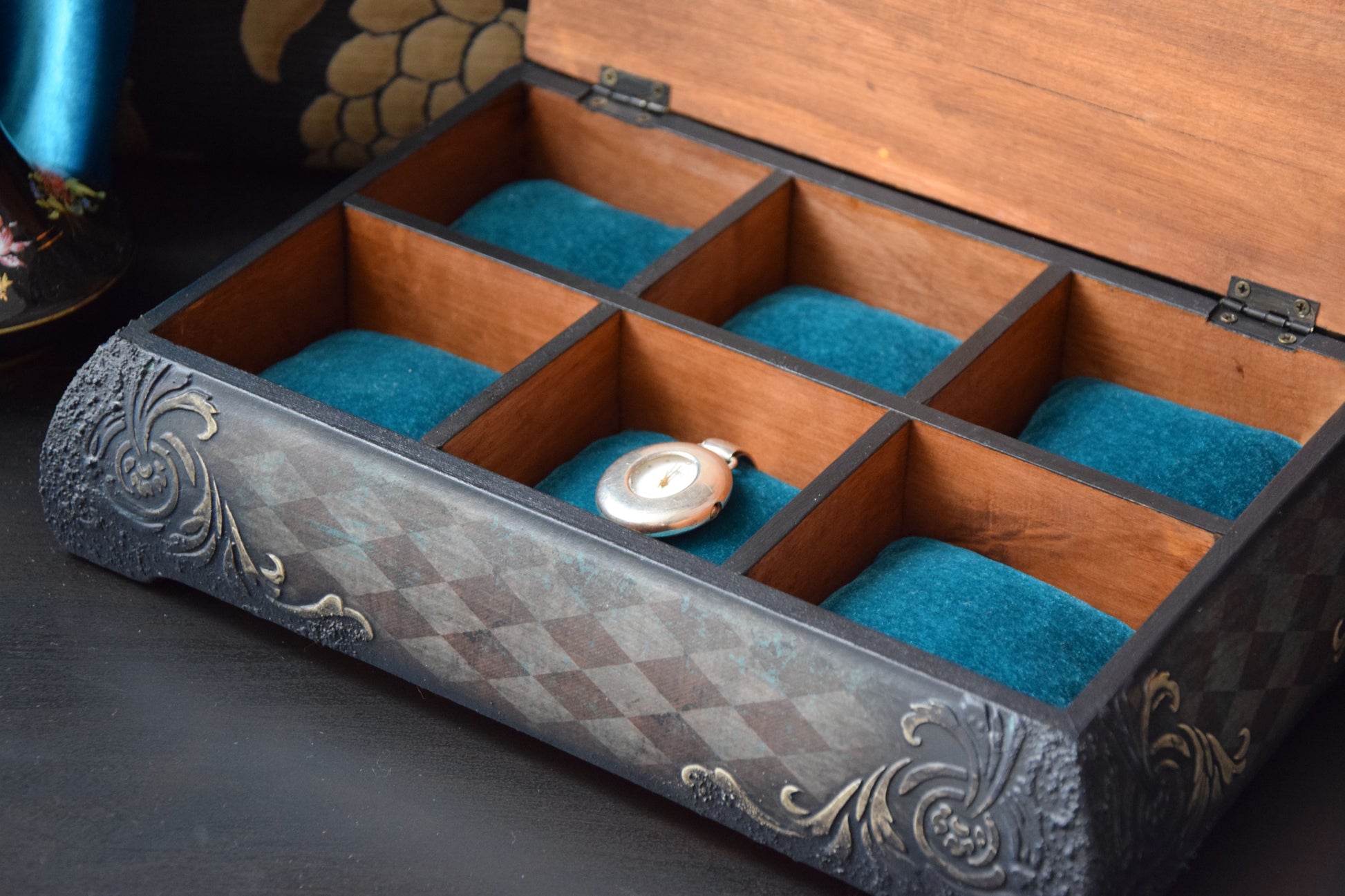 Mens watch box, valet box, velvet bracelet box, watch case, watch holder, wooden box, bracelet box, bracelet gift box, custom jewelry box, custom watch box, father of the bride, gift for him, groomsmen gift box, jewelry box for men, jewelry box men, mens jewelry box, mens watch, Watch box, watch box drawer, watch box for men, watch display case, watch organizer, watch travel case, wood watch box