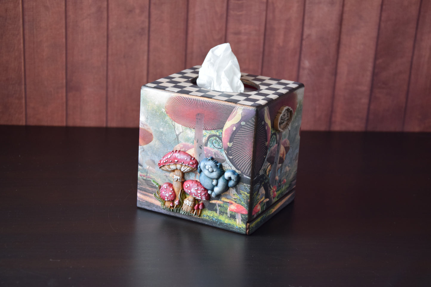 Tissue Box Alice in Wonderland