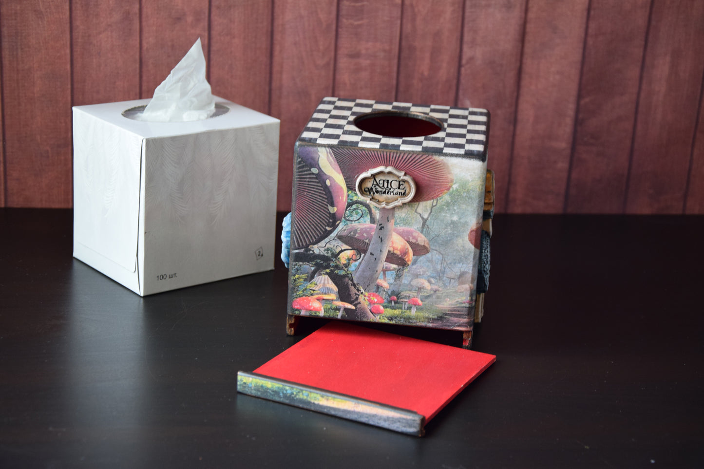 Tissue Box Alice in Wonderland