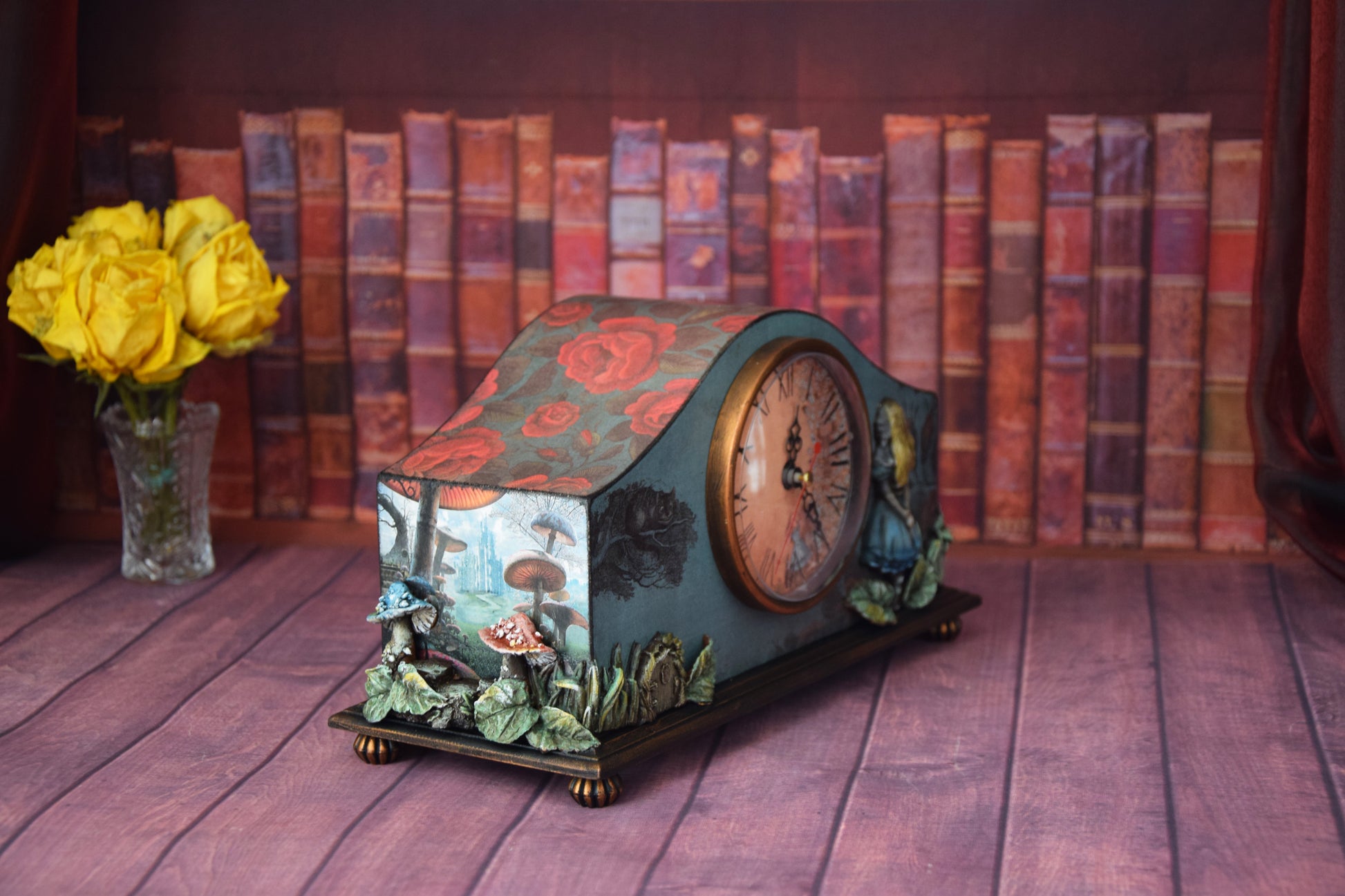 Alice in Wonderland, Desk clock, handmade furniture, table clock, desktop clock, Cheshire Cat, Queen of Hearts, Whimsical furniture, fancy mushrooms, decor wonderland, tea party, tea party decor, tea decorations