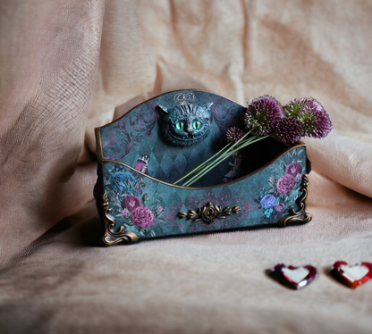 alice in wonderland, baby keepsake box, jewelry organizer, Queen of Hearts, wooden jewelry box, baby nursery decor, keepsake box, makeup vanity, trinket box, Mail Organizer, jewelry holder, jewelry box, Mail Holder